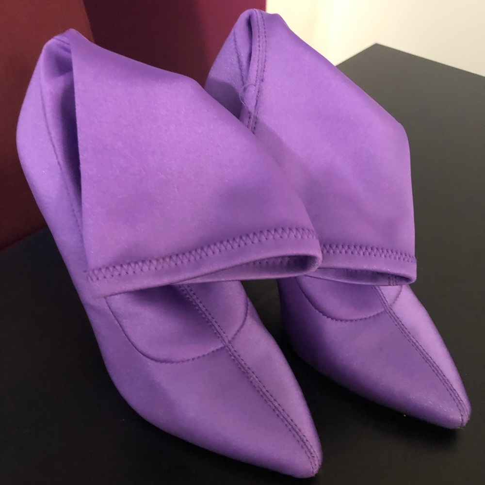 By Spring- Purple ankle boots. Size 6.